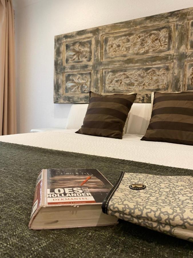 Apartamentos Sevilla Palace ภายนอก รูปภาพ