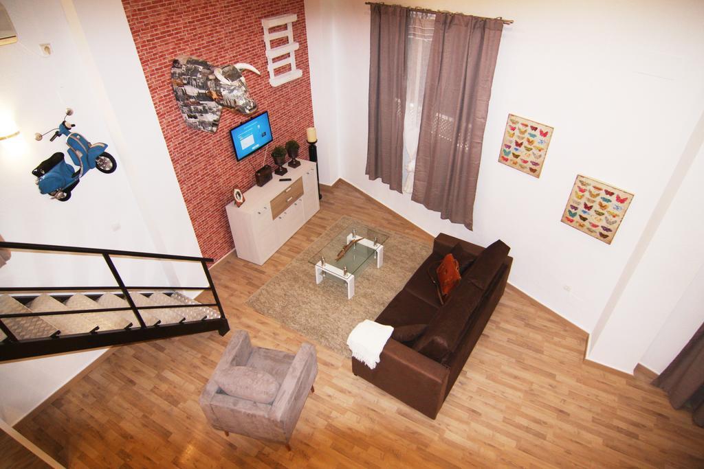 Apartamentos Sevilla Palace ภายนอก รูปภาพ