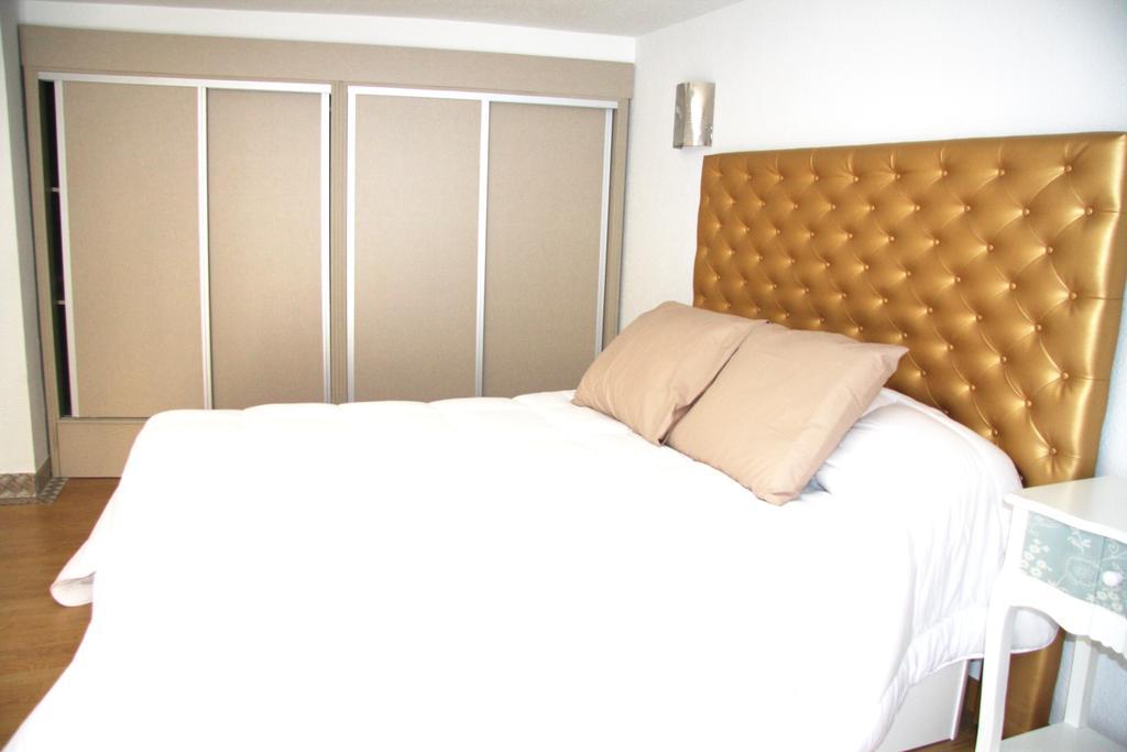 Apartamentos Sevilla Palace ภายนอก รูปภาพ